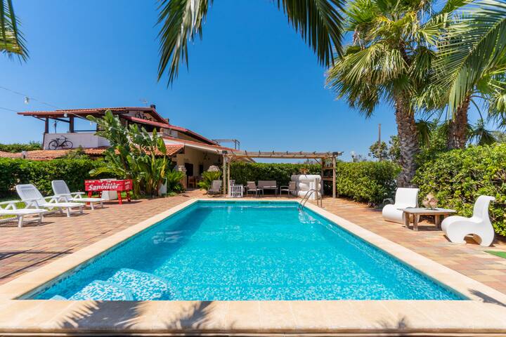 Villa Relax gallery image 2