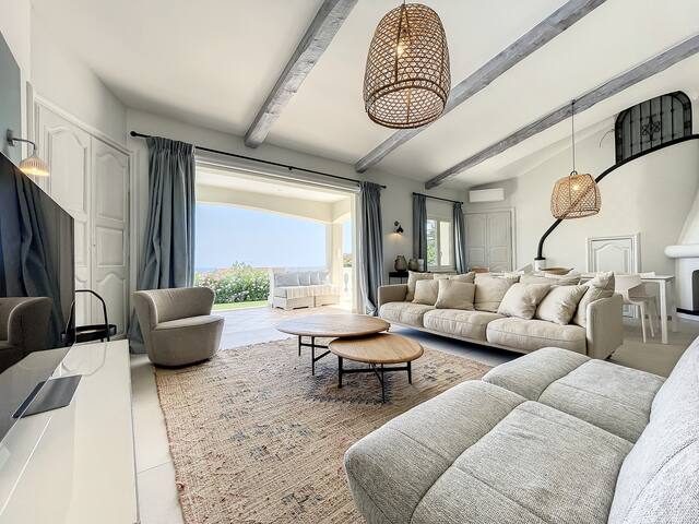 Nicolas And The Bnbhere Team managed Airbnb listing 1