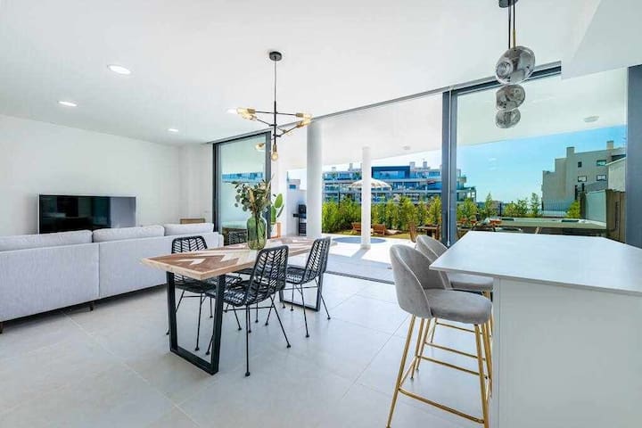 Barbara Y Roberto Holiday Rentals managed Airbnb listing 3