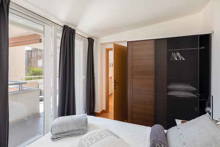 المساحة الداخلية لغرفة النوم