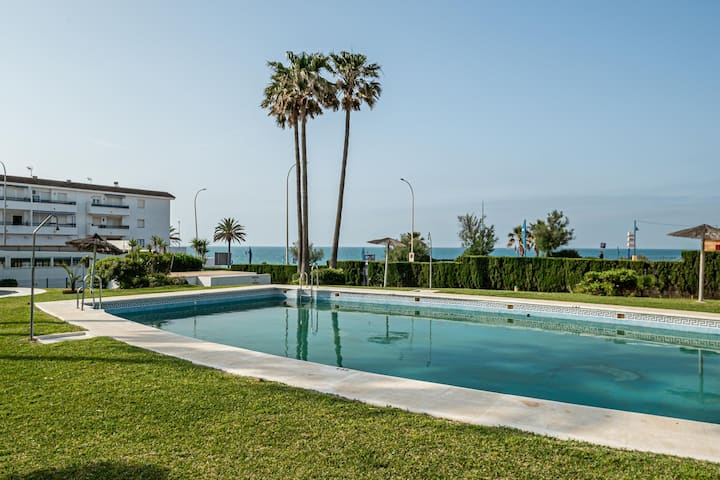 Apartamento En Primera Línea De Playa A La Barrosa - Chiclana de la Frontera