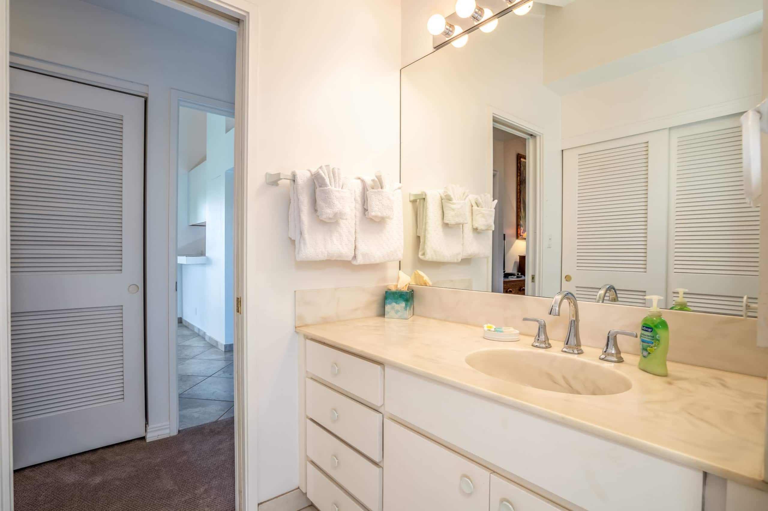 Condo in Wailea · ★4.75 · 2 bedrooms · 3 beds · 2 baths - Photo 26