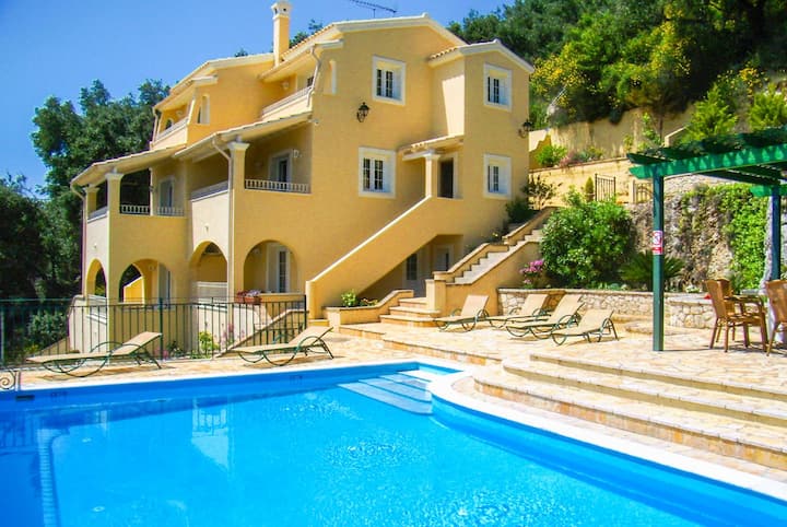 Ioannas House - Corfu