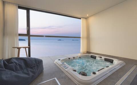 # Buan # All rooms equipped with spa # Healing