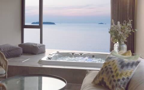 #Spa #Bansan Beach #Gosapo #Geokpo #Chaeseok River