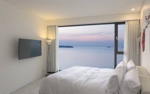 #Spa #Bansan Beach #Gosapo #Geokpo #Chaeseokgang 302 Spa