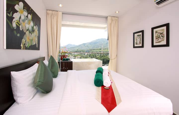 Dormitorio principal con cama tamaño king