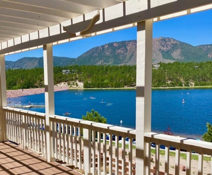 ON THE LAKE Monument & USAFA Mountain View Home Houses for Rent in