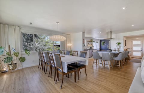 Zen Haus: Luxury 5BR Group Retreat | Sleeps 18