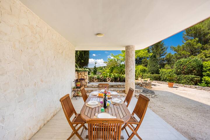 Villa Il Tulipano Verde by BarbarHouse gallery image 3