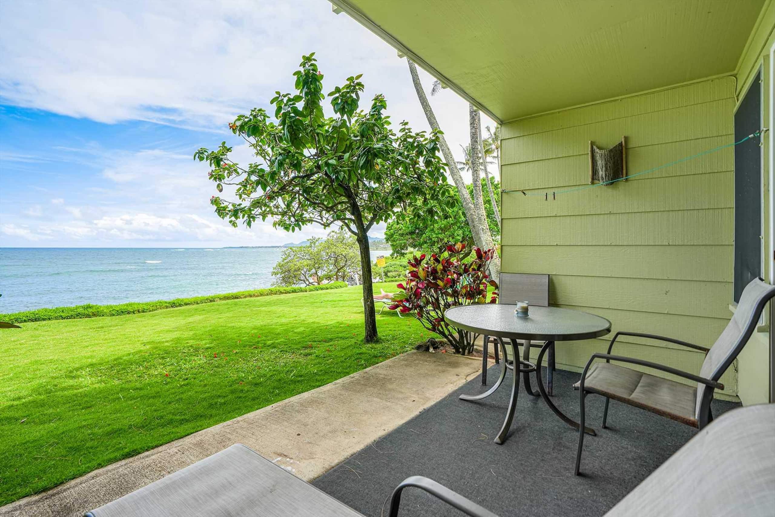 Kapaa Sands Unit 10 Direct Oceanfront Studio - Photo 2