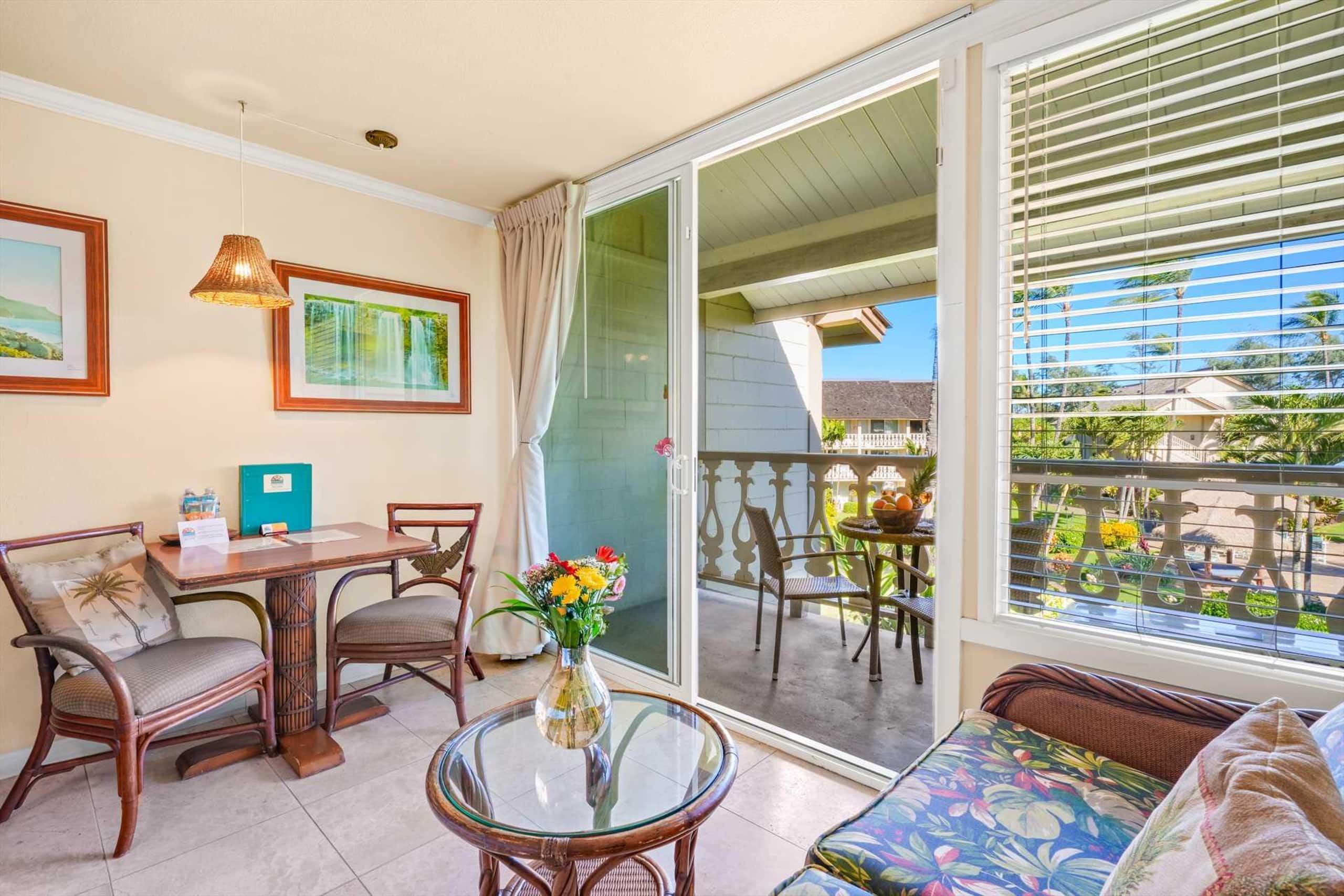 Gorgeous Ocean View Studio | Steps Away From Beach - Photo 4