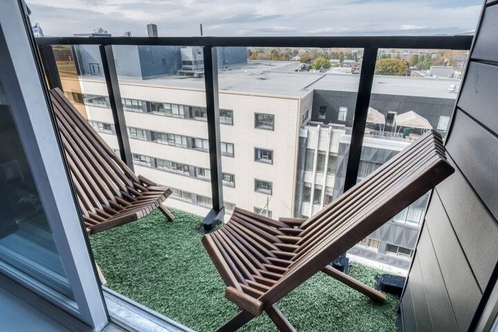 Incredible Sunset View Pool Parking Near OldQuebec gallery image 4