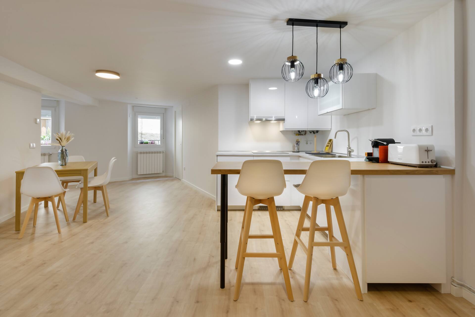 Accommodation Maite Jaca downtown Jaca, wifi
