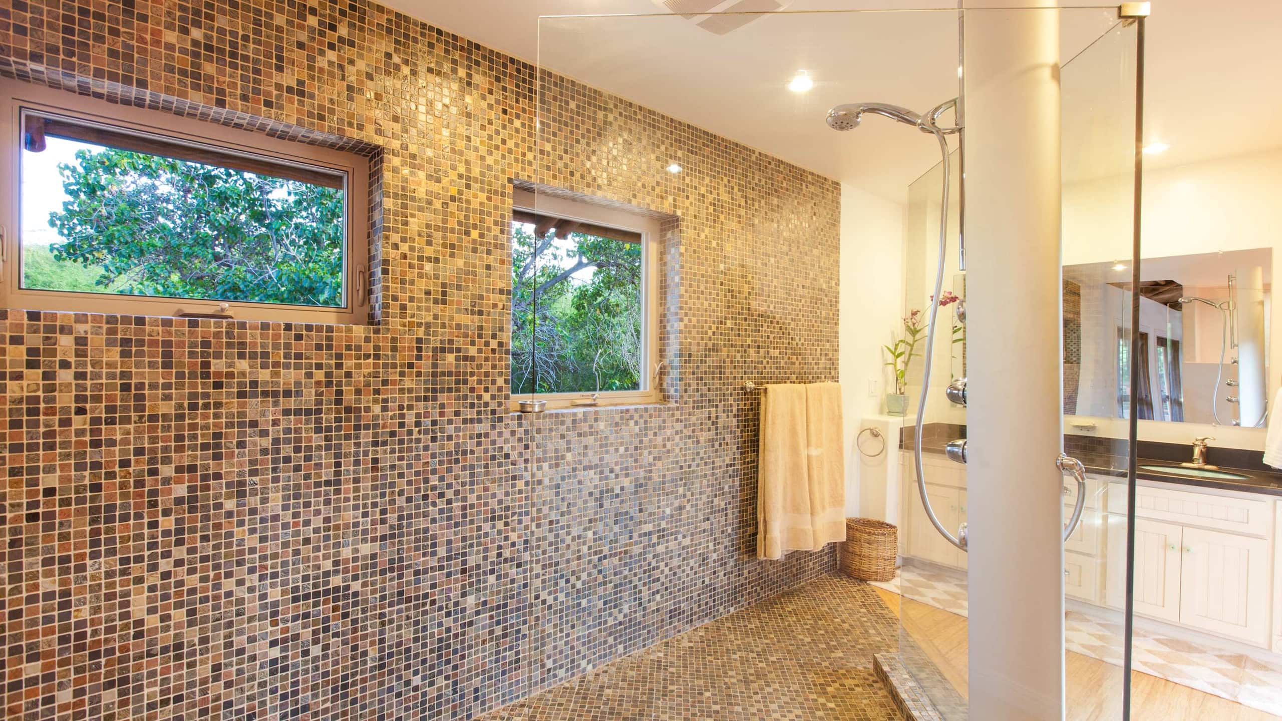 Home in Puako · ★4.81 · 2 bedrooms · 3 beds · 2 baths - Photo 8