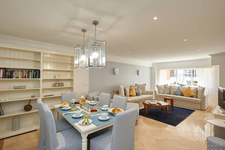 Oceanario Apartment by Portugal Portfolio gallery image 3