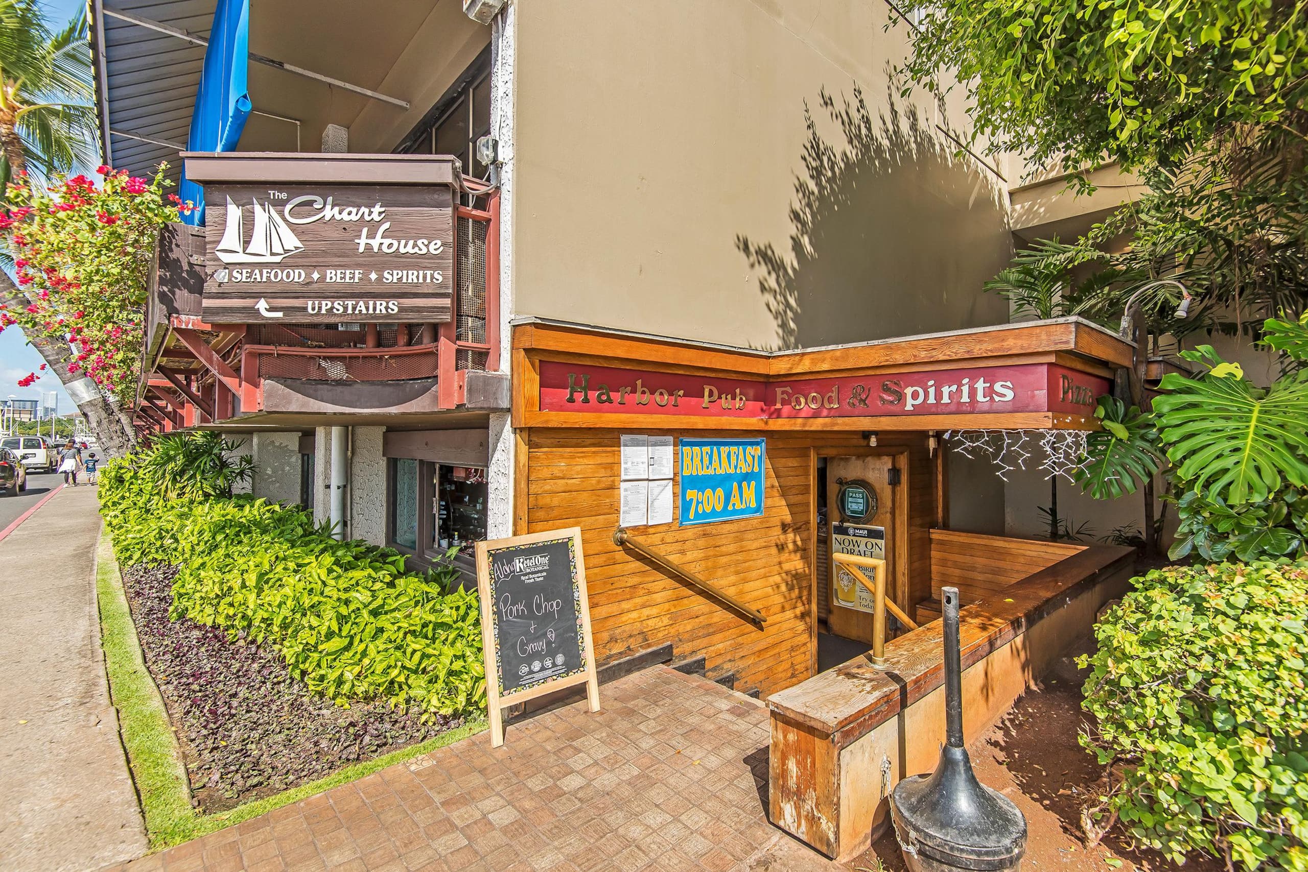 Condo in Honolulu · ★4.74 · 1 bedroom · 2 beds · 1 bath - Image 30