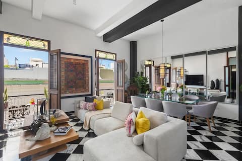 Villa Solana | Modern & Eclectic 2 Bedroom
