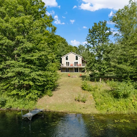 Serene Cabin Close to Salmon River & C5 Tug Trail