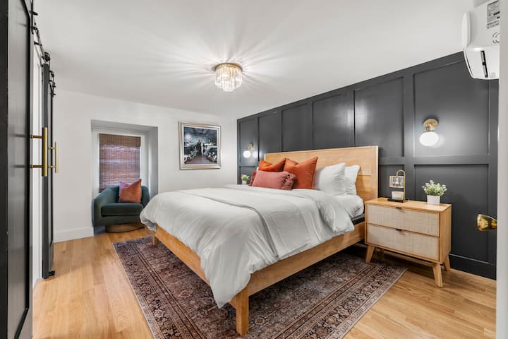 Manželská posteľ v hlavnom dome 