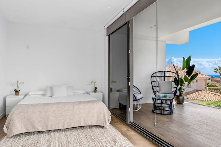 غرفة النوم الرئيسية