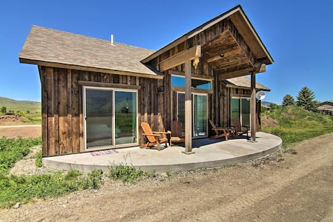Successful Airbnb property: Peaceful Mtn Retreat ~ 43 Mi to Yellowstone! in Pray