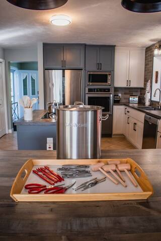 All-season waterfront 4-bedroom in Shediac gallery image 4