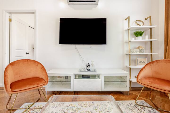 The Brooklyn Haven 6BR|2 Ba | Free Parking gallery image 4