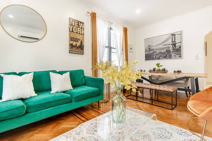 The Brooklyn Haven 6BR|2 Ba | Free Parking gallery image 2