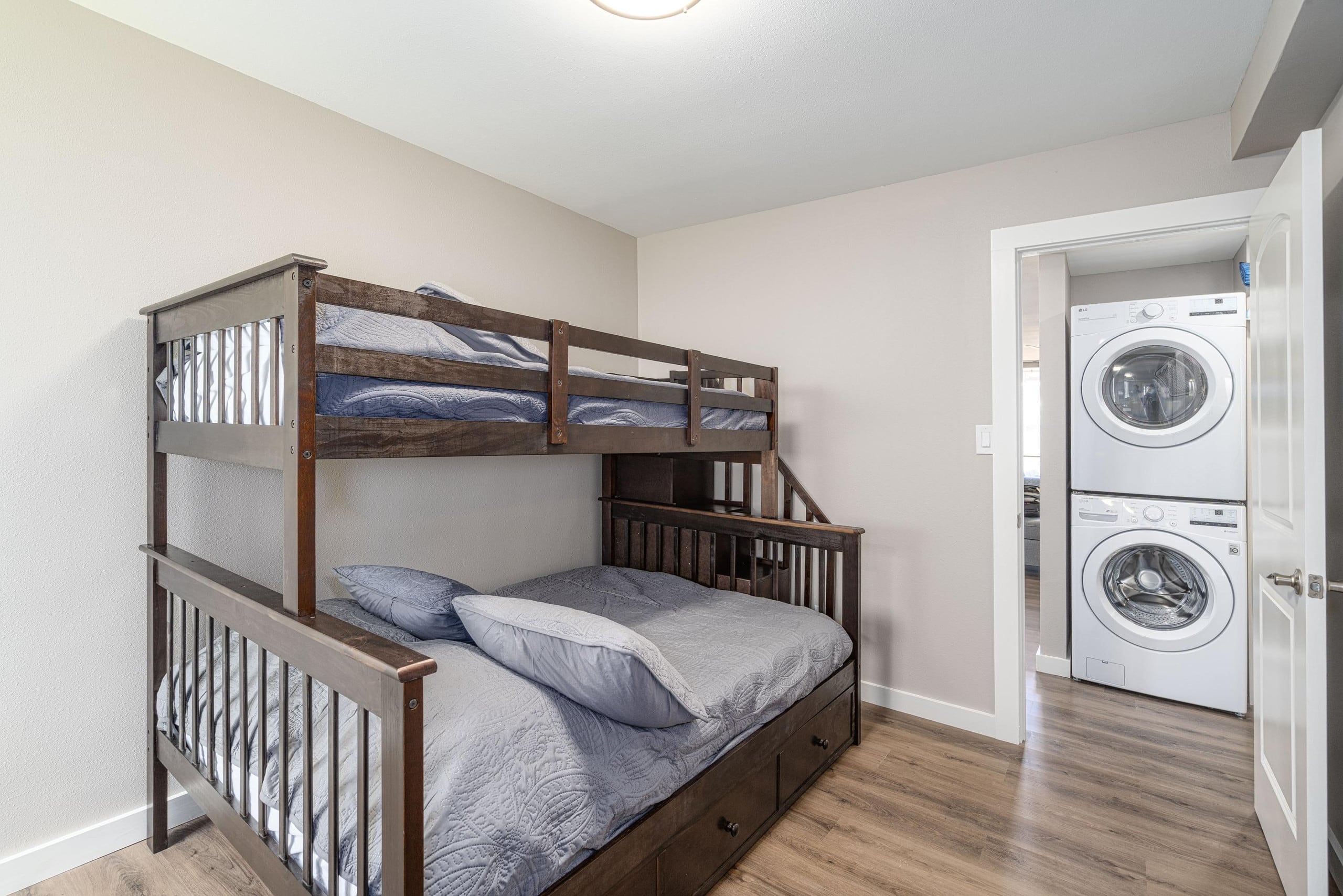 Condo in Kihei · ★4.77 · 2 bedrooms · 4 beds · 1 shared bath - Image 17