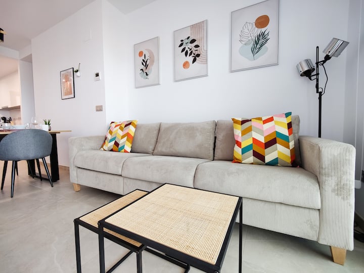 Sunset Cliffs Sea View Apartments - Benidorm