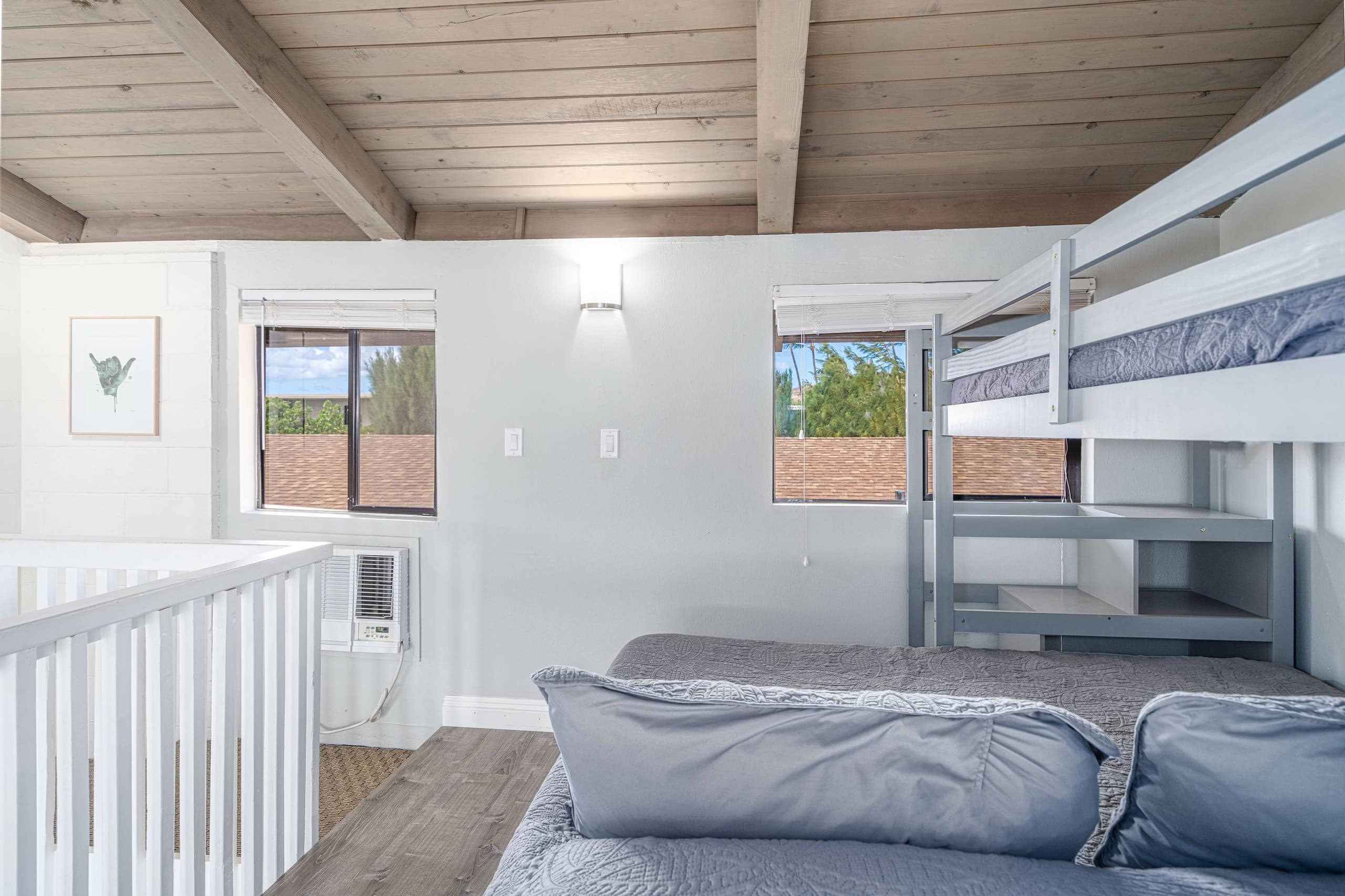 Condo in Wailuku · ★4.6 · 2 bedrooms · 5 beds · 2 shared baths - Image 20