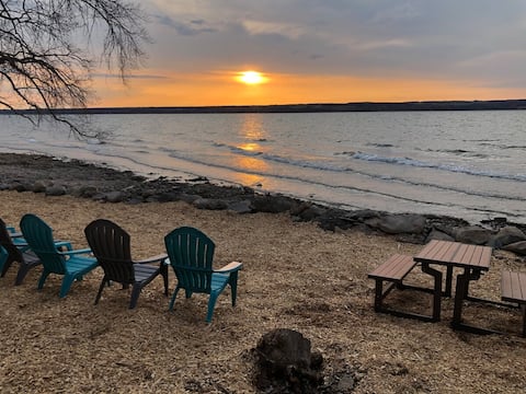 Two Home Lake Estate | Private Beach