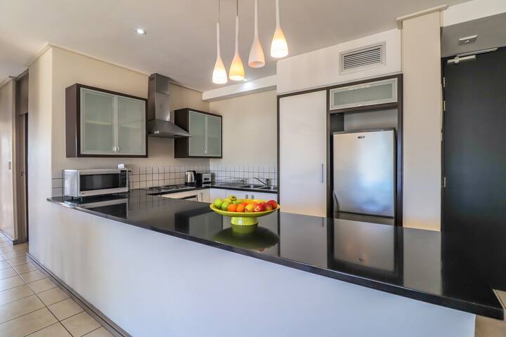 Manhattan Towers 506 by CTHA gallery image 4