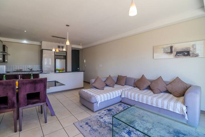 Manhattan Towers 506 by CTHA gallery image 3