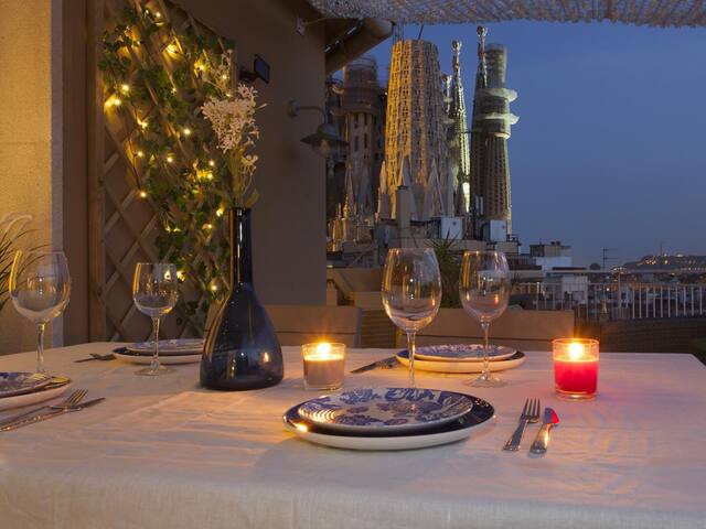 A1mar1023 Breathtaking rooftop in Sagrada Familia gallery image 4