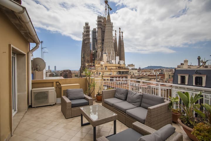 A1mar1023 Breathtaking rooftop in Sagrada Familia - Apartments for Rent in  Barcelona, Catalunya, Spain - Airbnb