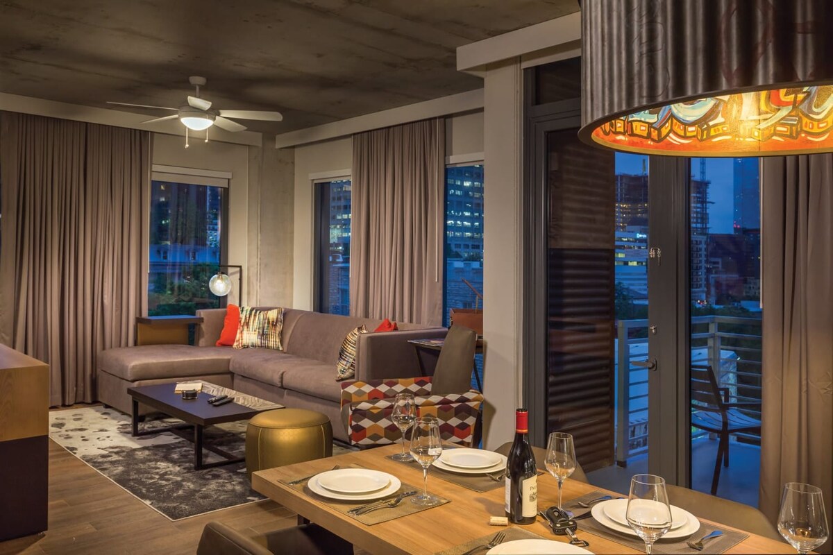 Wyndham Austin Resort | King Bed Studio Suite