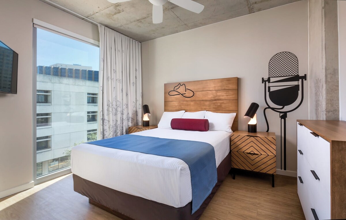Wyndham Austin Resort | King Bed Studio Suite