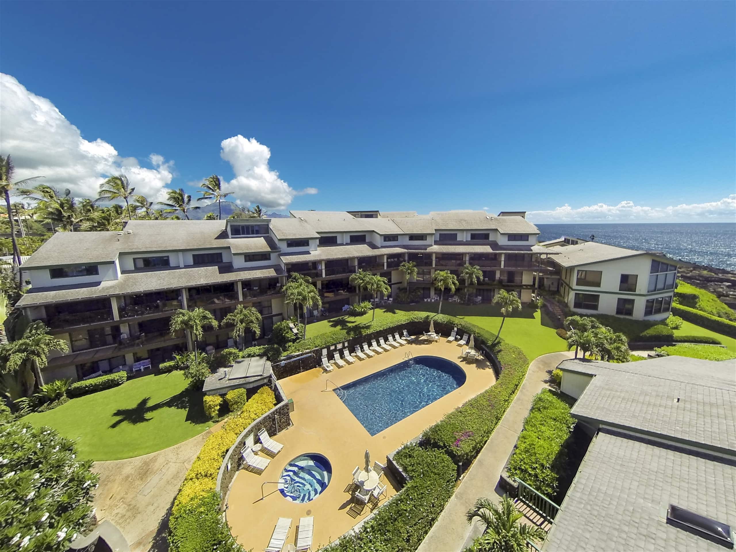 Condo in Koloa · ★4.7 · 3 bedrooms · 4 beds · 2.5 baths - Image 23