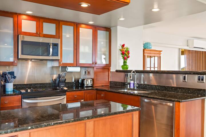 MA 1-310 AC, Fantastic Views, 2 b Loft, 2 1/2 Bath gallery image 5