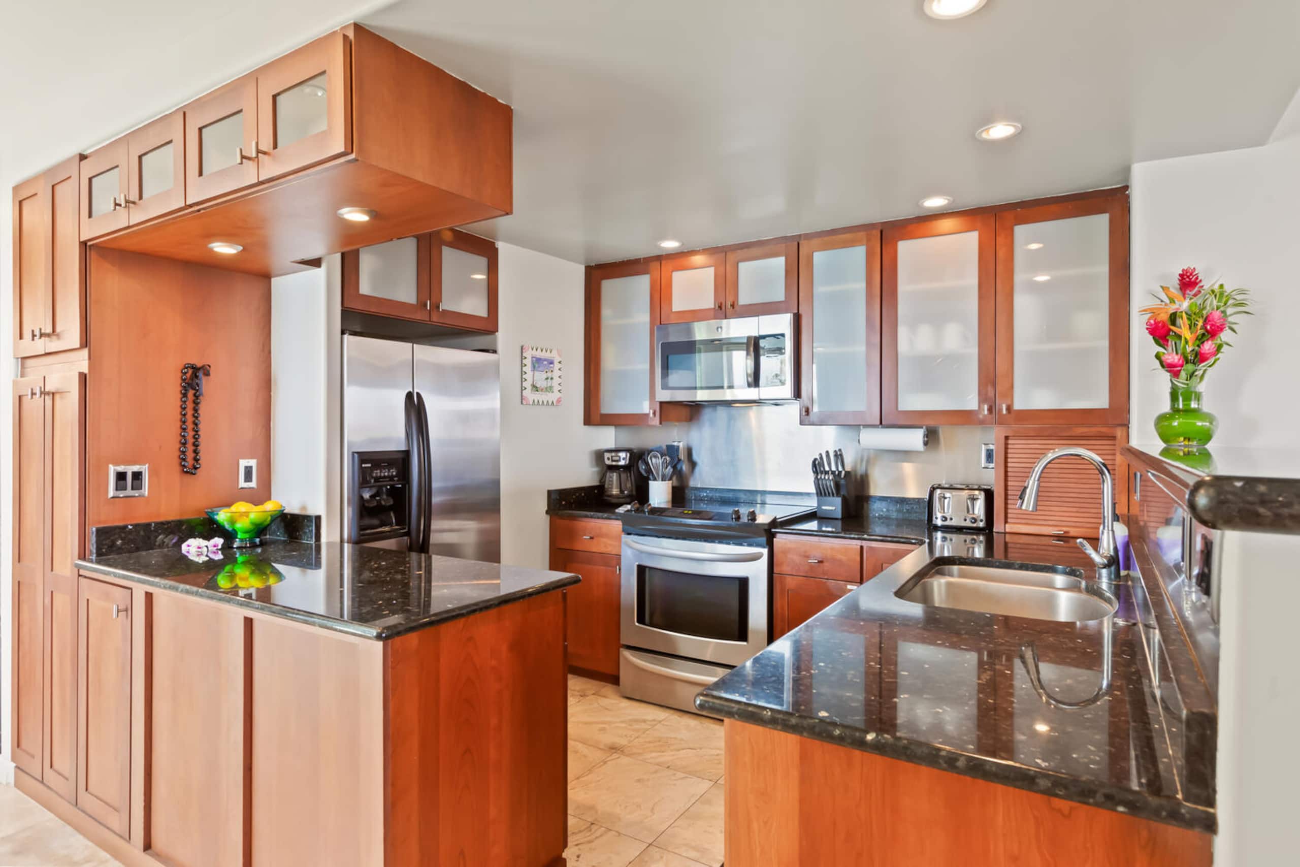 Condo in Koloa · ★4.7 · 3 bedrooms · 4 beds · 2.5 baths - Image 4
