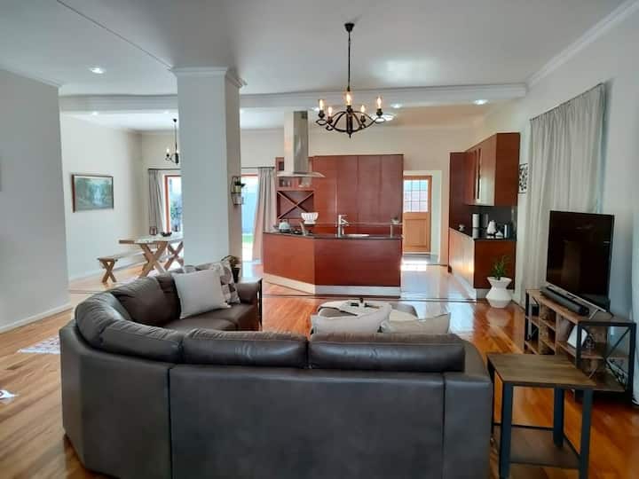Luxury Living On Westview - Gqeberha