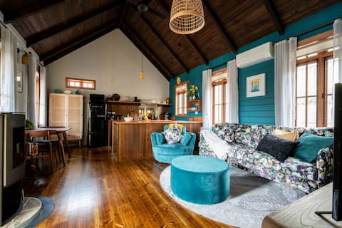 Popular Airbnb listing: Eliza's in Bright