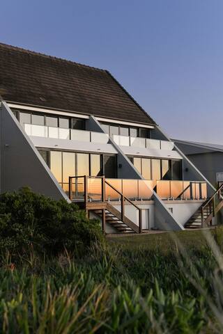 Pacific Dawn on the Beach One gallery image 5