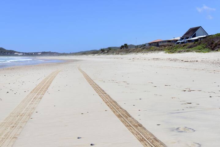 Pacific Dawn on the Beach Two gallery image 2