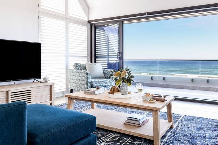 Pacific Dawn on the Beach Two gallery image 3