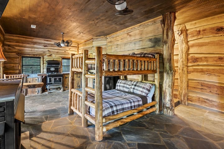 The Bear Cave has two Queen size beds that are Queen Over Queen Bunks