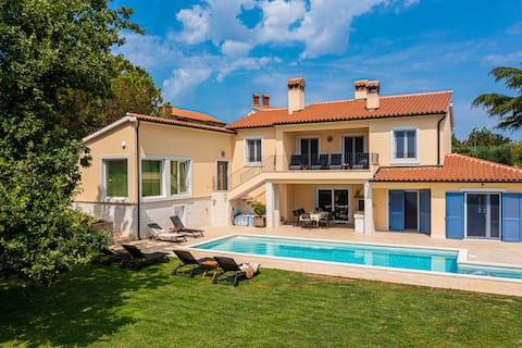 Villa Vera in Ližnjan - House for 8 people