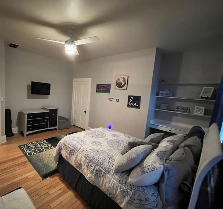 Guest bedroom upstairs